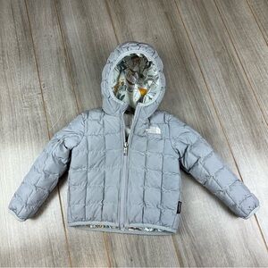 The North Face Thermoball Jacket Baby Boy Size 2  Reversible Gray *stains